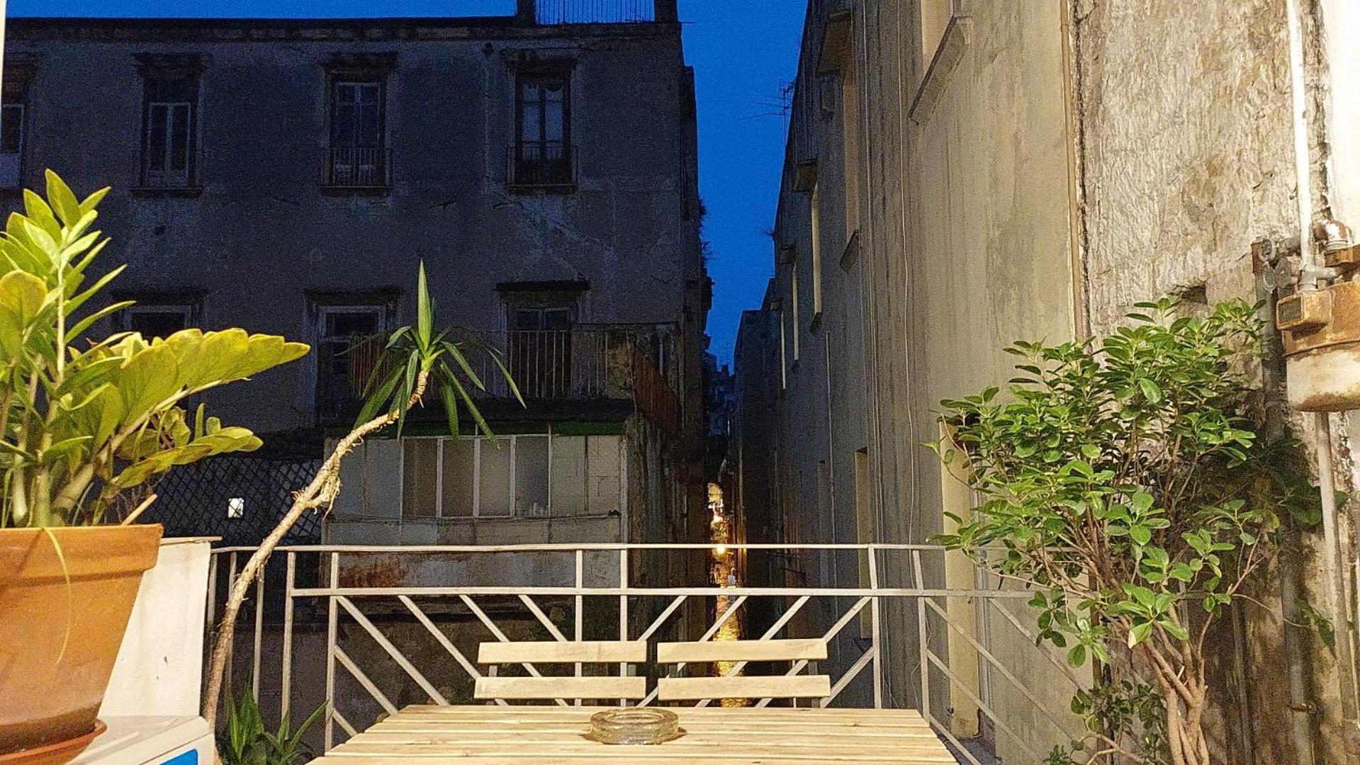 B&B Palazzo Carafa Di Montorio เนเปิลส์ ภายนอก รูปภาพ